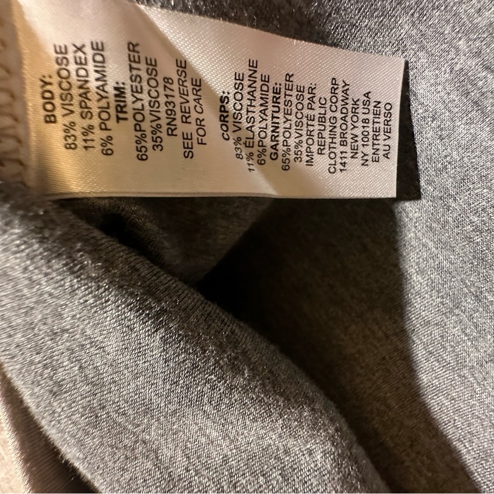 Sleeveless Beige Mock-Neck Women's Top - Picture 6 of 7